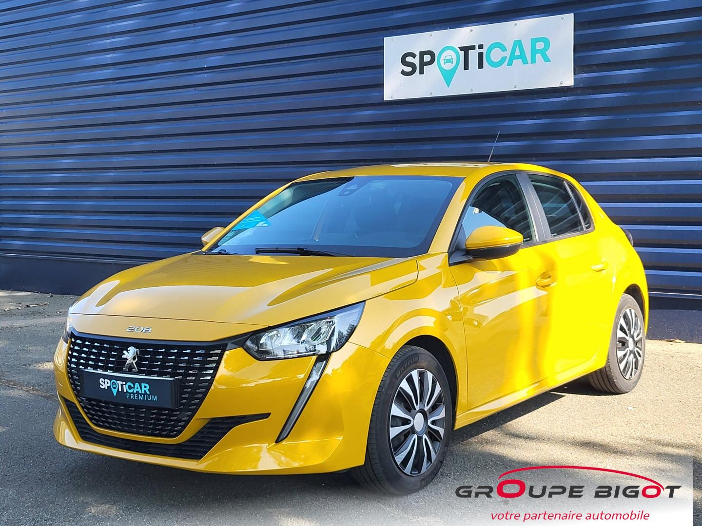 PEUGEOT 208