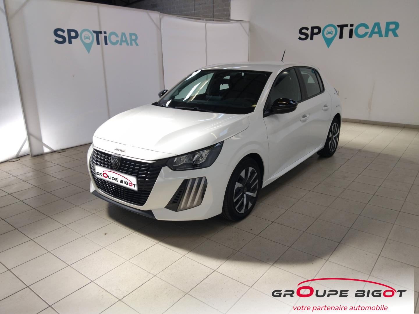 PEUGEOT 208